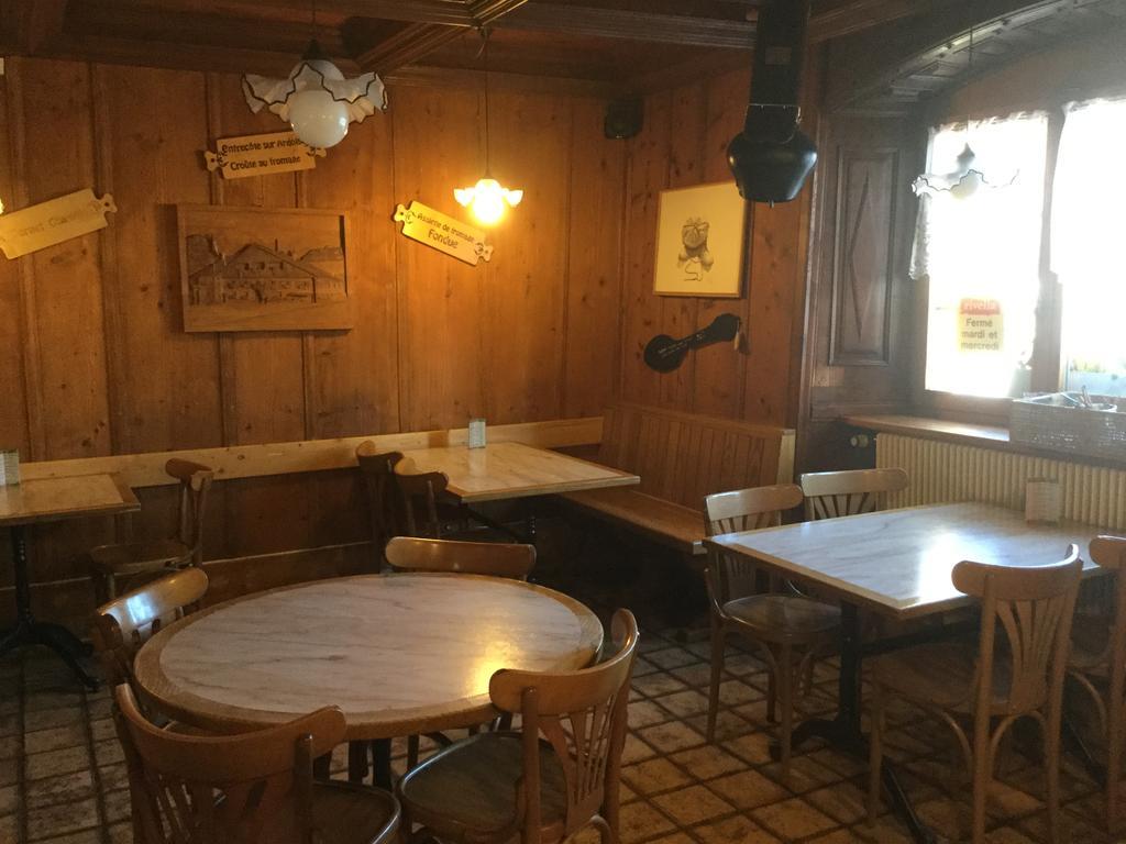 Logis De La Licorne * La Ferrière